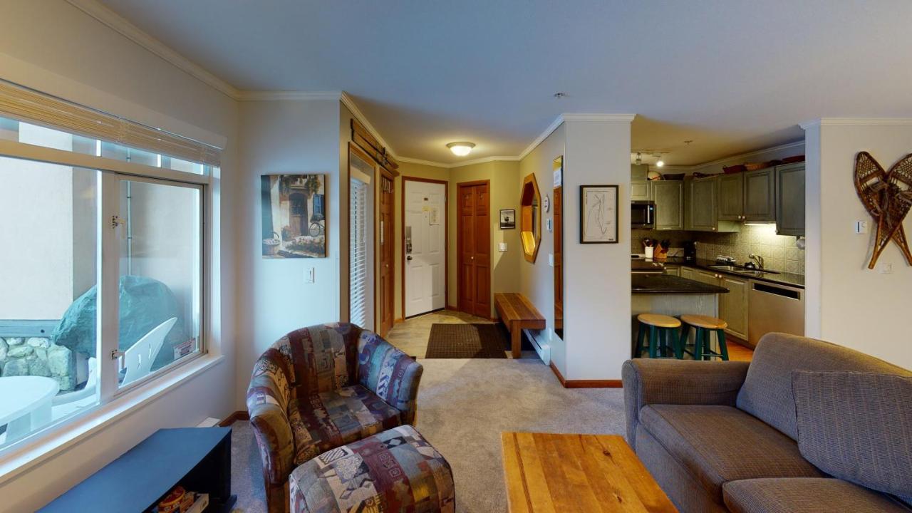 Stoney Creek- Lagoons By Whistler Premier Экстерьер фото